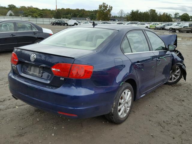 3VWD17AJ5EM362227 - 2014 VOLKSWAGEN JETTA BLUE photo 4