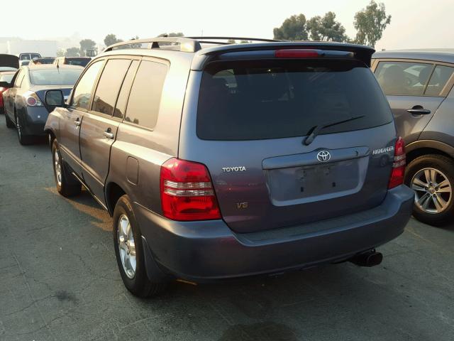 JTEGF21A930110416 - 2003 TOYOTA HIGHLANDER BLUE photo 3