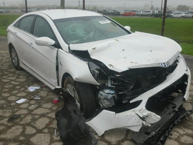 KMHEC4A4XDA077640 - 2013 HYUNDAI SONATA WHITE photo 1