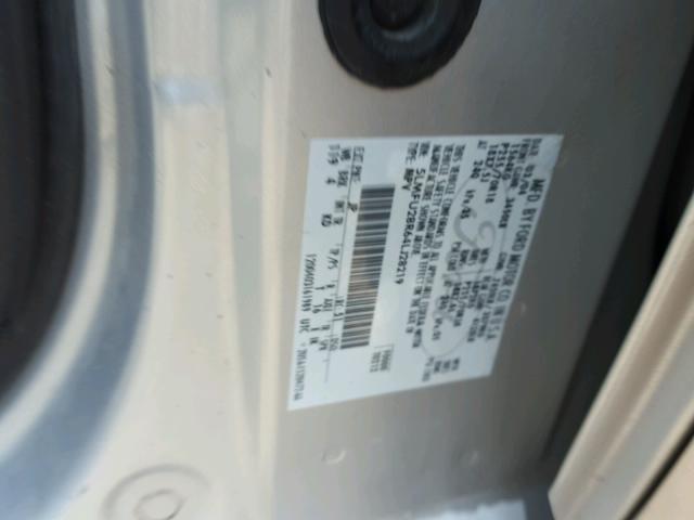 5LMFU28R64LJ28219 - 2004 LINCOLN NAVIGATOR Srebrny zdjęcie 10