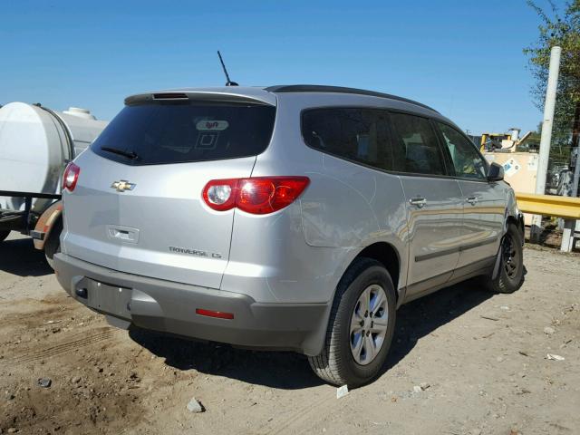 1GNKRFED4CJ314625 - 2012 CHEVROLET TRAVERSE L SILVER photo 4