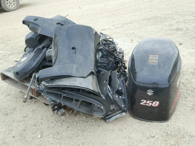 25003F210246 - 2013 SUZUKI MARINE LOT BLACK photo 3