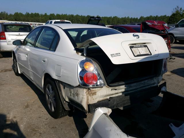 1N4AL11EX3C192564 - 2003 NISSAN ALTIMA BAS WHITE photo 3