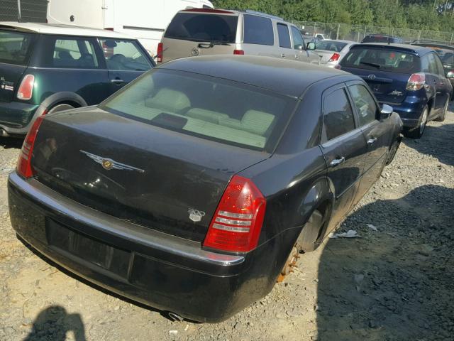 2C3KA63HX6H440178 - 2006 CHRYSLER 300C BLACK photo 4