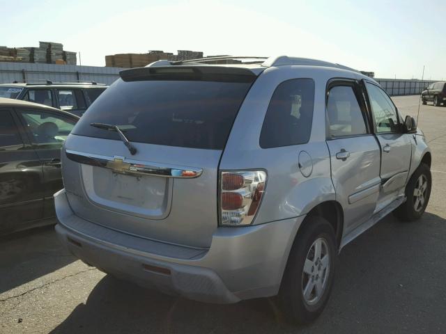 2CNDL63F156147501 - 2005 CHEVROLET EQUINOX SILVER photo 4