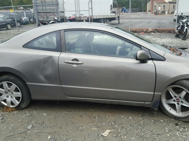 2HGFG12608H527218 - 2008 HONDA CIVIC LX GRAY photo 9