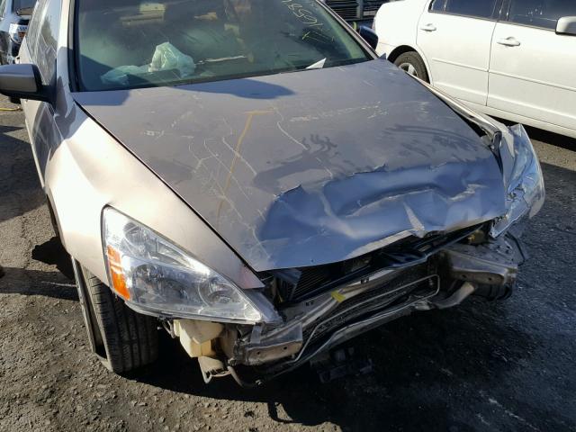 1HGCM66594A078558 - 2004 HONDA ACCORD GOLD photo 9