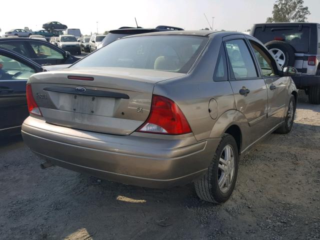 1FAFP34Z34W171429 - 2004 FORD FOCUS SE C GOLD photo 4