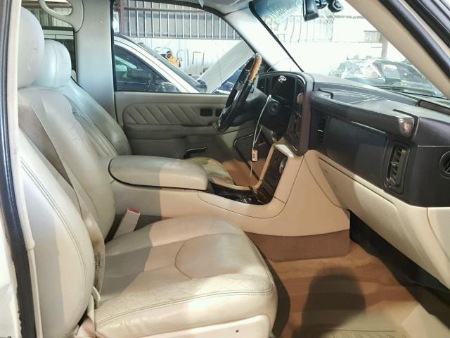 3GYFK66N96G151847 - 2006 CADILLAC ESCALADE WHITE photo 5