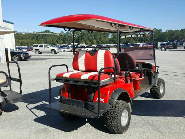 09648060122 - 2006 GOLF CART RED photo 4