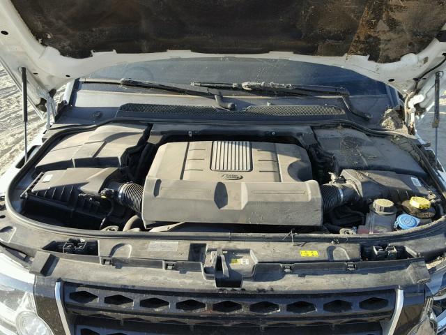 SALAK2V63GA788325 - 2016 LAND ROVER LR4 HSE LU WHITE photo 7