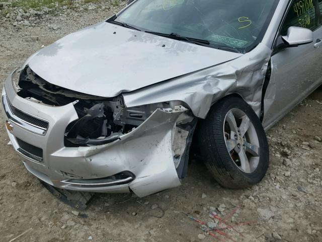 1G1ZC5E17BF378886 - 2011 CHEVROLET MALIBU 1LT ვერცხლისფერი ფოტო 9