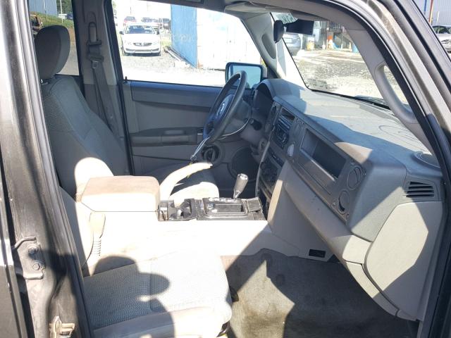 1J8HG48N56C274378 - 2006 JEEP COMMANDER GREEN photo 5