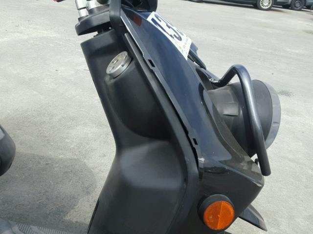 LPRSE48Y09A002506 - 2009 YAMAHA YW125 BLACK photo 9