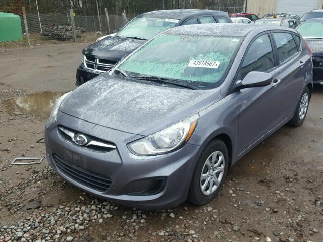 KMHCT5AE5EU155537 - 2014 HYUNDAI ACCENT GLS GRAY photo 2