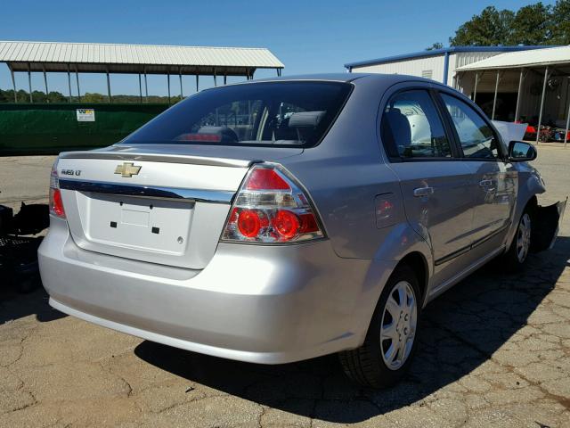 KL1TD5DE1AB100657 - 2010 CHEVROLET AVEO SILVER photo 4