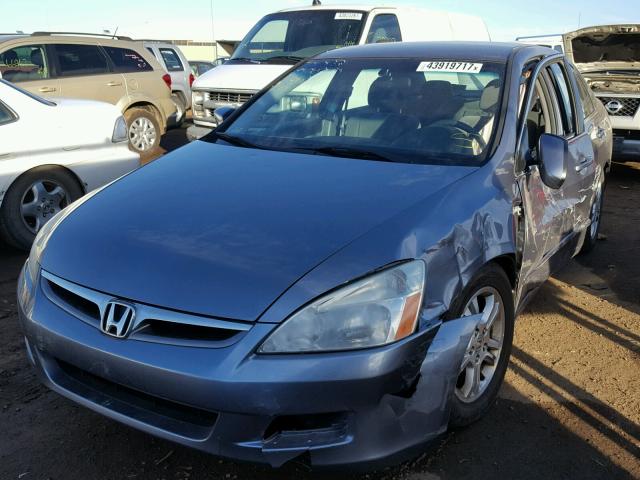 1HGCM563X7A159162 - 2007 HONDA ACCORD GRAY photo 2