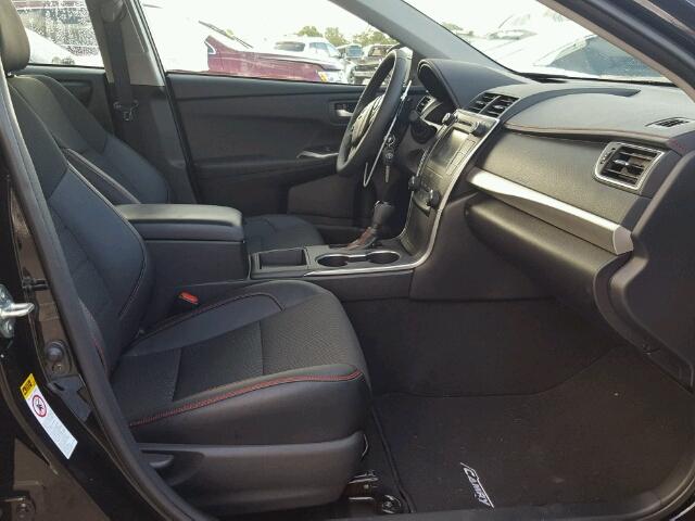 4T1BF1FK3HU811653 - 2017 TOYOTA CAMRY LE შავი ფოტო 5