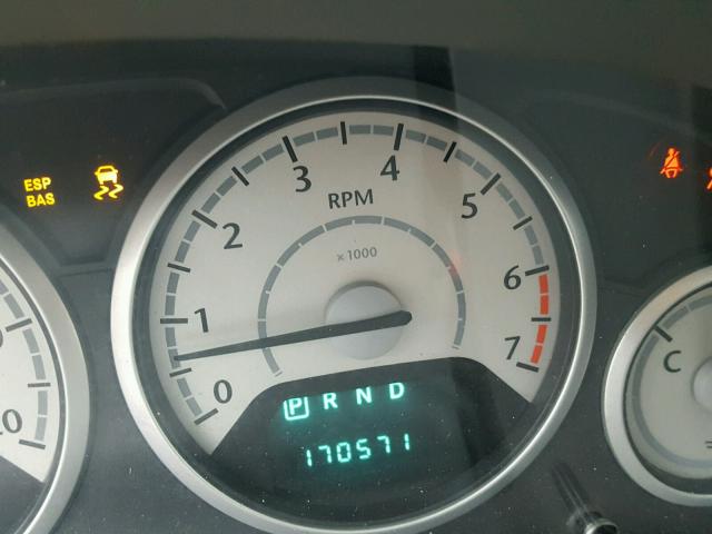 2A4RR5D17AR307096 - 2010 CHRYSLER TOWN & COU 银色 照片 8