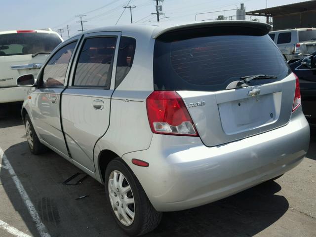 KL1TD62674B148959 - 2004 CHEVROLET AVEO SILVER photo 3