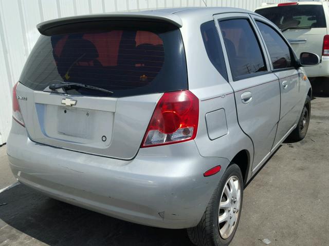 KL1TD62674B148959 - 2004 CHEVROLET AVEO SILVER photo 4