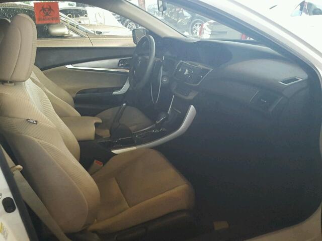 1HGCT1B37EA013560 - 2014 HONDA ACCORD WHITE photo 5