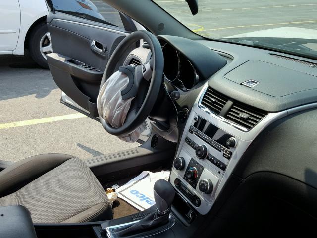 1G1ZC5EB8AF198436 - 2010 CHEVROLET MALIBU 1LT ვერცხლისფერი ფოტო 9