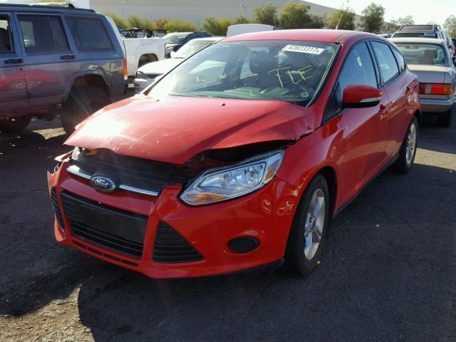 1FADP3K25EL283388 - 2014 FORD FOCUS RED photo 2