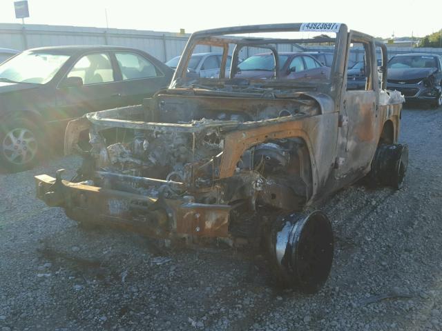 1C4AJWAG1GL324020 - 2016 JEEP WRANGLER S BURN photo 2