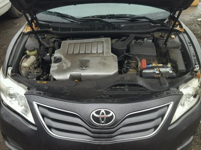 4T1BK3EKXBU132009 - 2011 TOYOTA CAMRY SE GRAY photo 7