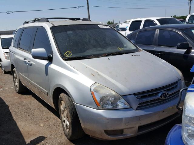 KNDMB133086264464 - 2008 KIA SEDONA SILVER photo 1