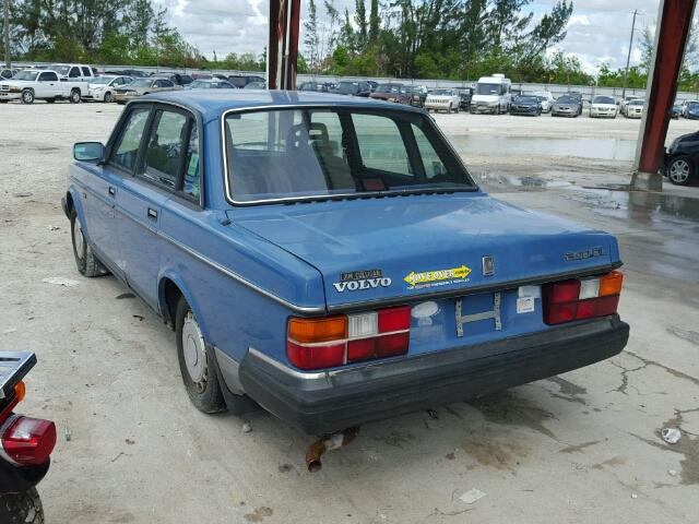 YV1AX8843J1284980 - 1988 VOLVO 244 DL BLUE photo 3