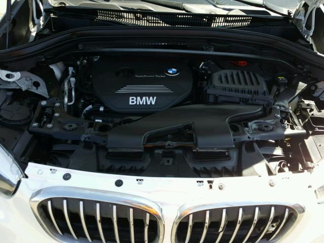WBXHU7C37HP924673 - 2017 BMW X1 SDRIVE2 WHITE photo 7