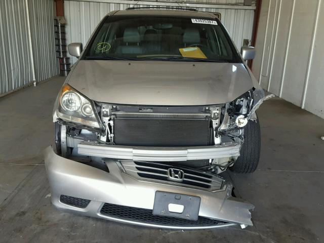 5FNRL38759B052353 - 2009 HONDA ODYSSEY EX TAN photo 9