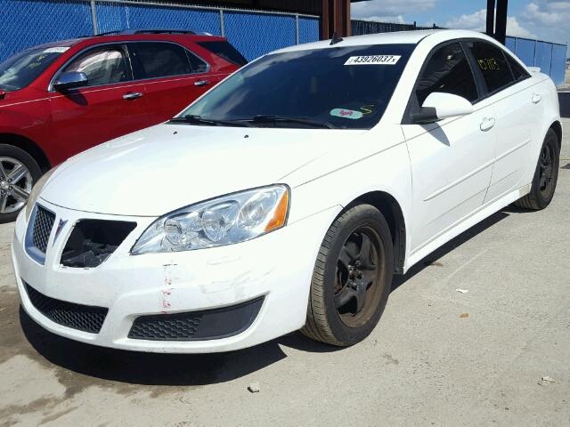 1G2ZA5E04A4154350 - 2010 PONTIAC G6 WHITE photo 2