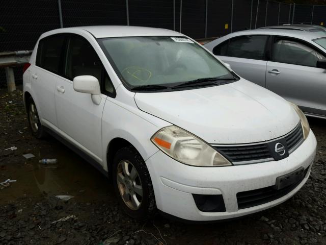 3N1BC13E27L354194 - 2007 NISSAN VERSA S WHITE photo 1