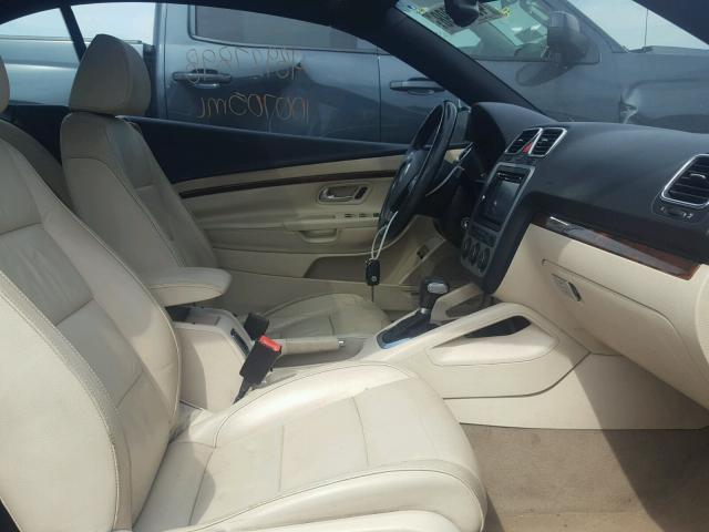 WVWFA71F38V011298 - 2008 VOLKSWAGEN EOS LUX 黑色 照片 5