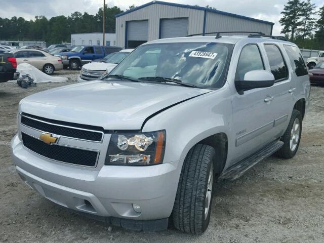 1GNSCBE05DR331525 - 2013 CHEVROLET TAHOE C150 SILVER photo 2