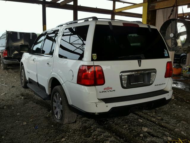5LMFU27R03LJ35909 - 2003 LINCOLN NAVIGATOR 白色 照片 3