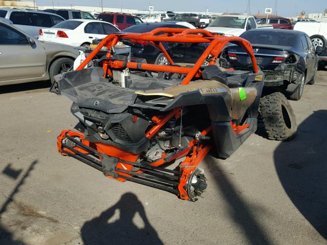 3JBVXAW25HK001703 - 2017 CAN-AM MAVERICK X GOLD photo 4