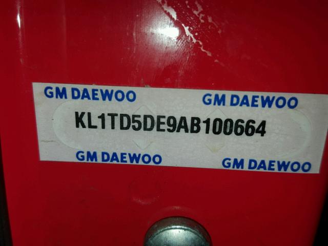 KL1TD5DE9AB100664 - 2010 CHEVROLET AVEO LS RED photo 10