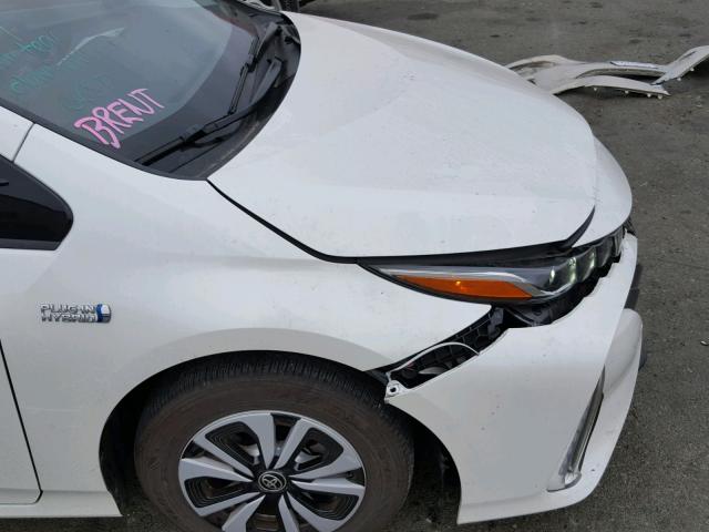 JTDKARFP0H3037008 - 2017 TOYOTA PRIUS PRIM თეთრი ფოტო 9