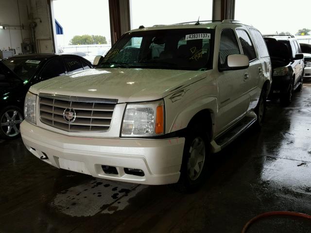 1GYEK63N75R179399 - 2005 CADILLAC ESCALADE L WHITE photo 2