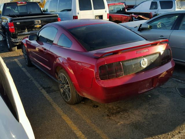 1ZVFT80N755237281 - 2005 FORD MUSTANG BURGUNDY photo 3