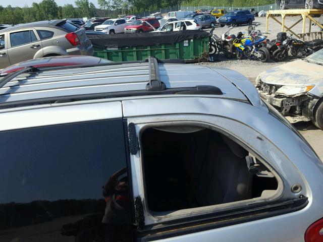 1B4GP45GX1B124772 - 2001 DODGE CARAVAN SP SILVER photo 9