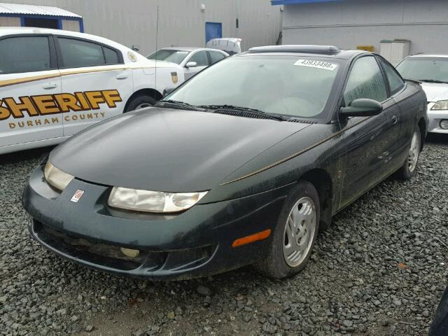 1G8ZG1279XZ111844 - 1999 SATURN SC2 GREEN photo 2