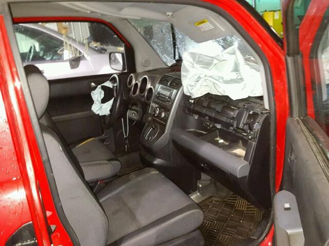 5J6YH28655L004612 - 2005 HONDA ELEMENT RED photo 5