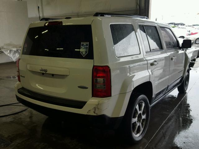 1J4NF1GB2BD210770 - 2011 JEEP PATRIOT WHITE photo 4