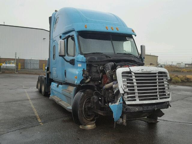 1FUJGLBG9CSBC0696 - 2012 FREIGHTLINER CASCADIA 1 BLUE photo 1