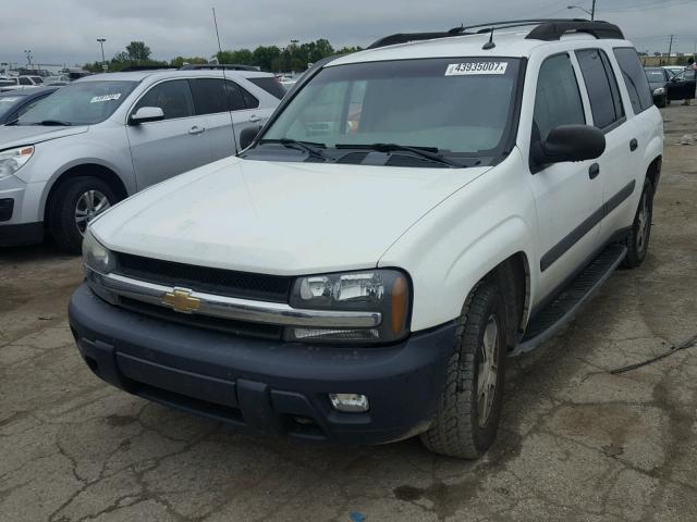 1GNET16S256115416 - 2005 CHEVROLET TRAILBLAZE WHITE photo 2